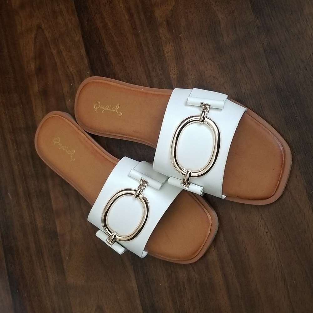 Qupid White Slip on Sandals  Size 6